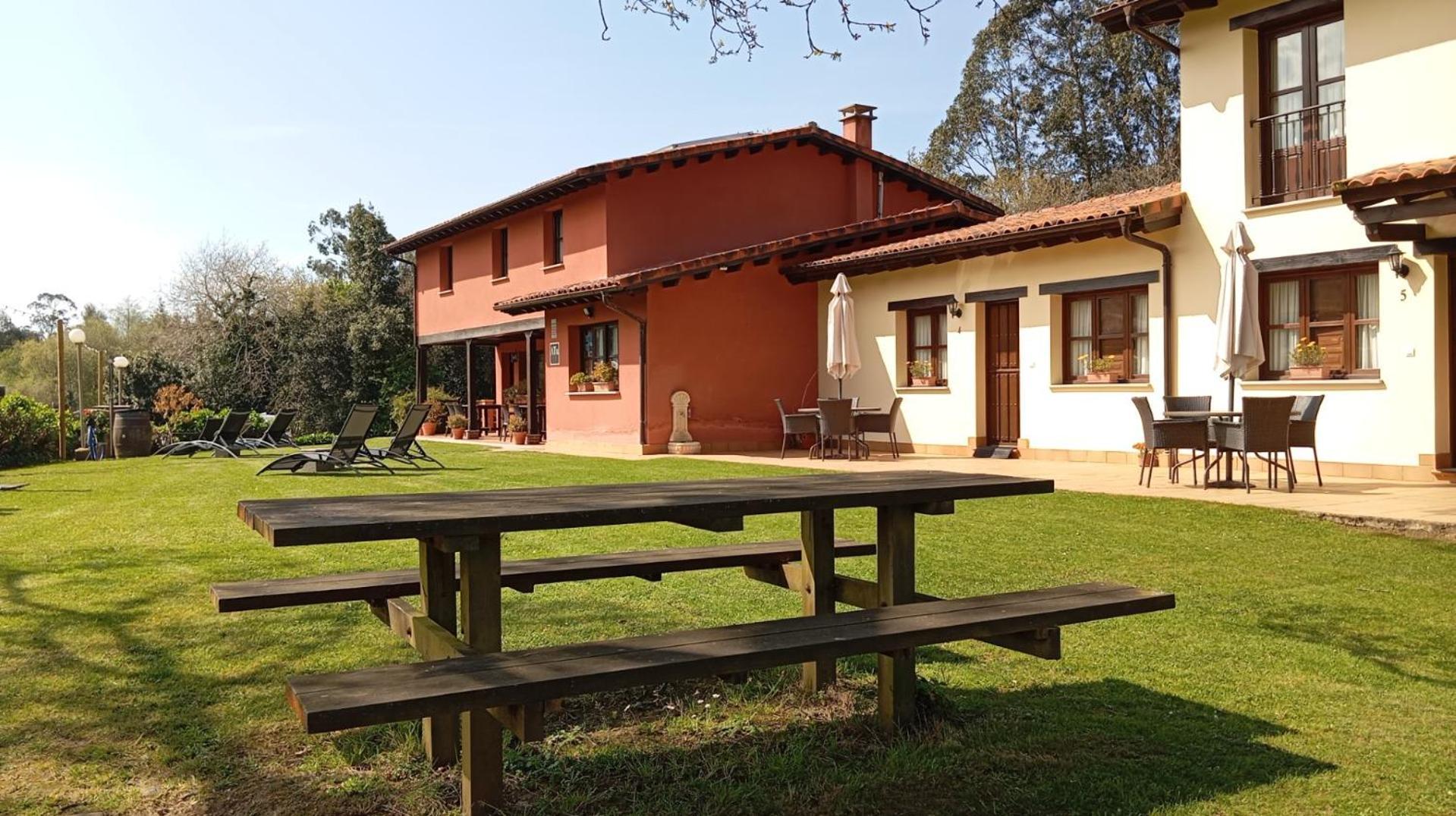 Apartamentos Rurales La Fuente De Bascones Villahormes Dış mekan fotoğraf