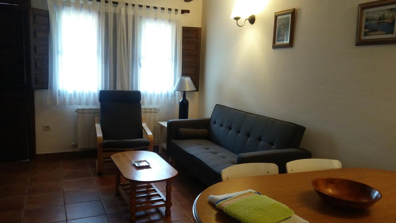 Apartamentos Rurales La Fuente De Bascones Villahormes Dış mekan fotoğraf
