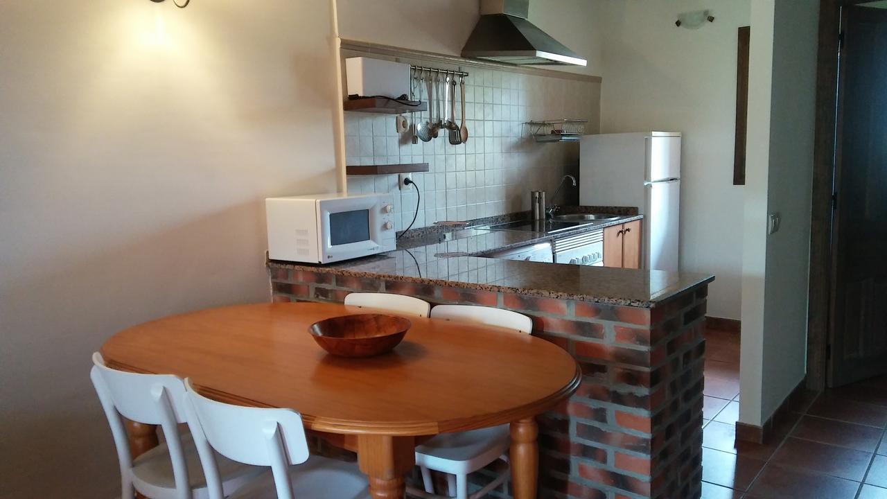 Apartamentos Rurales La Fuente De Bascones Villahormes Dış mekan fotoğraf